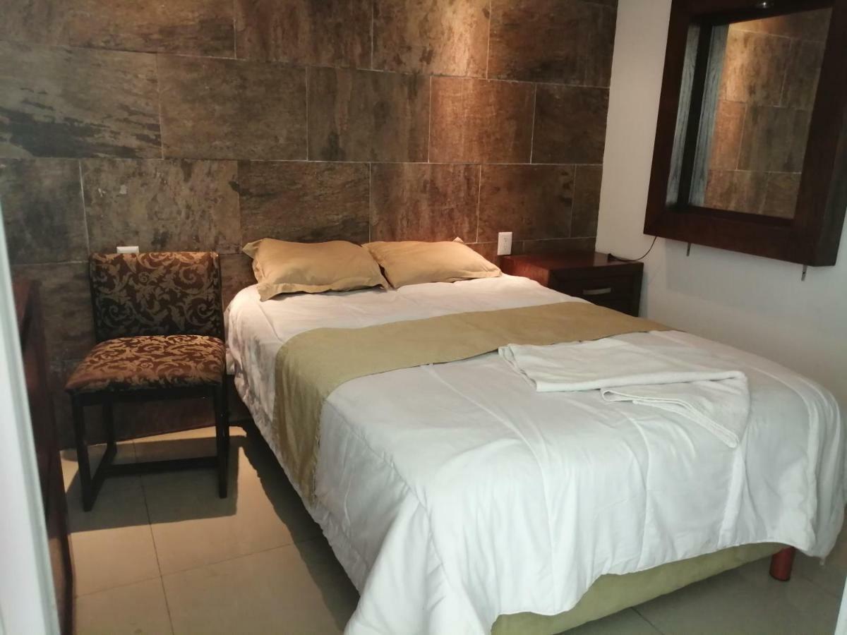 Pule Pule Hostal Boutique Гвадалахара Экстерьер фото